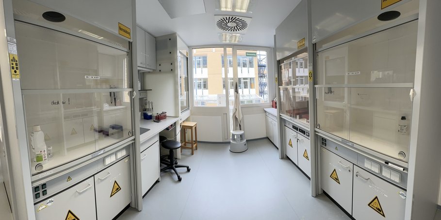 Cosmo Clean lab
