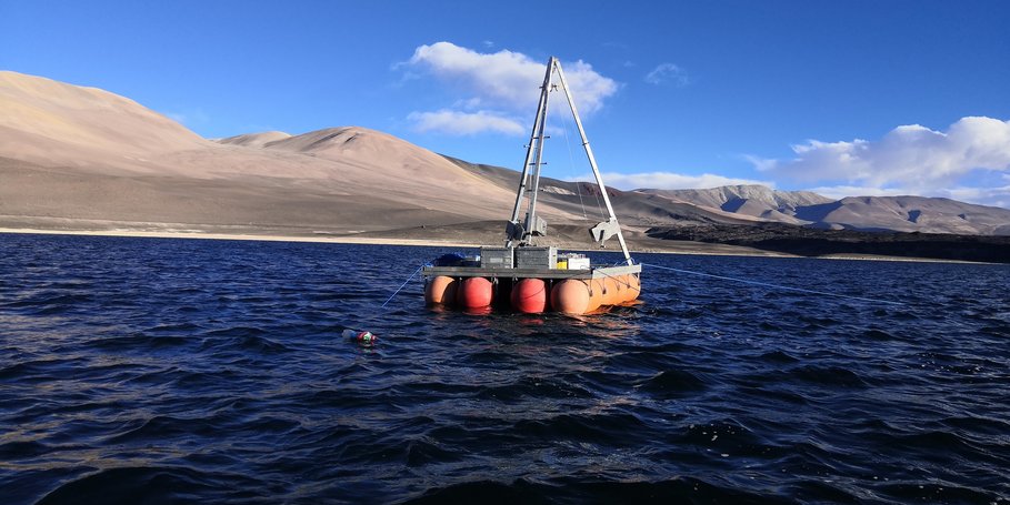Coring platform anchored on Laguna Peinado