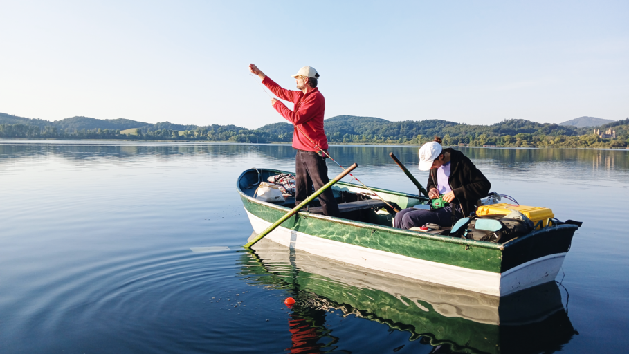 Measuring mission with boat and measuring instruments on Lake Laach.