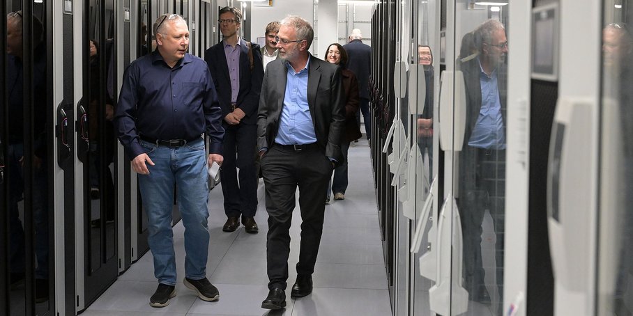 Im Gebäude des GeoBioLab