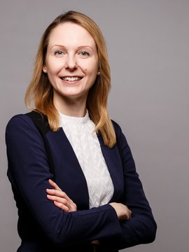 Portrait of Dr. Veronique Slomski
