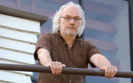 Tassara, white hair, glasses