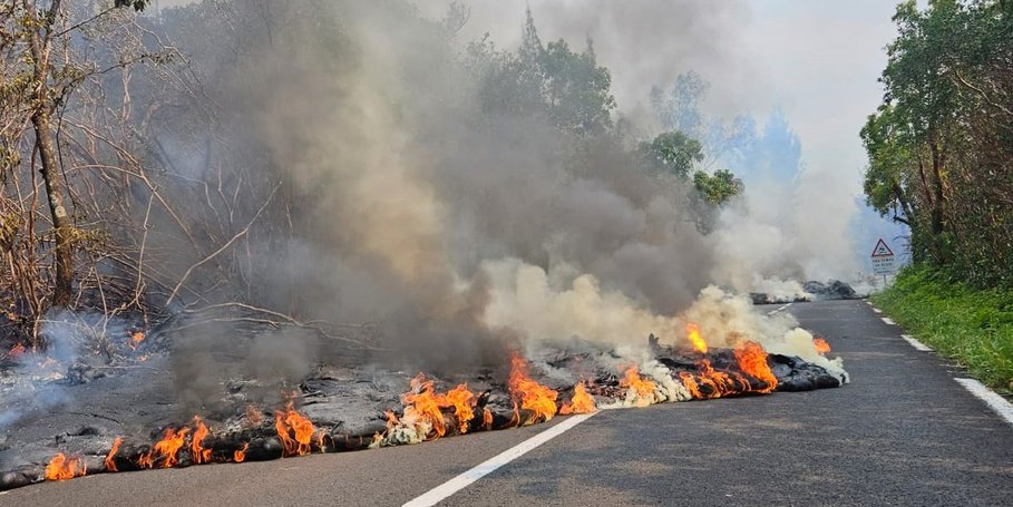 Lava flows from the Piton de la Fournaise volcano, Réunion island, March–April 2026