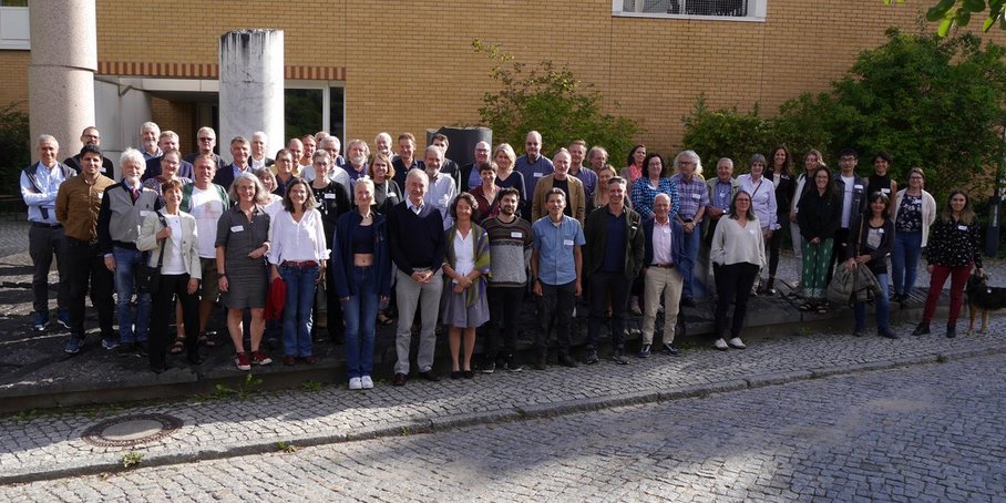 Gruppenfoto von der Verabschiedung von Onno Oncken