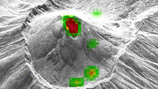Extrusion of lava domes with SAR PO.
