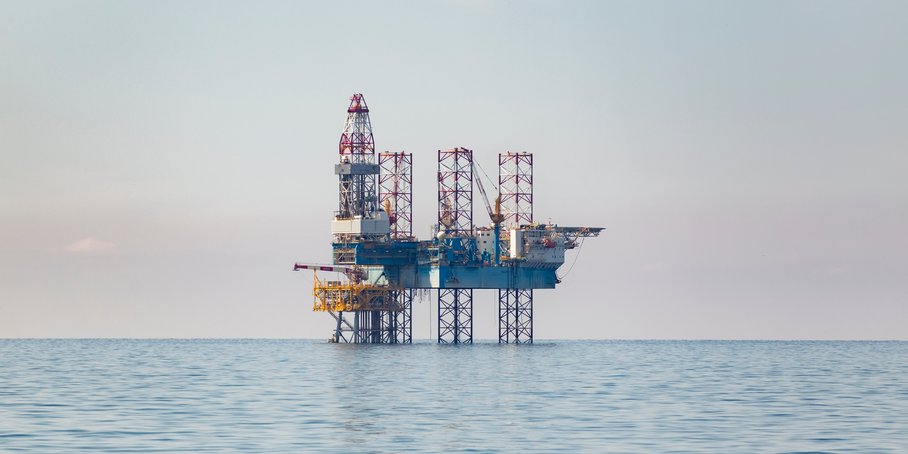 Castor platform in the ocean. The sea is still.