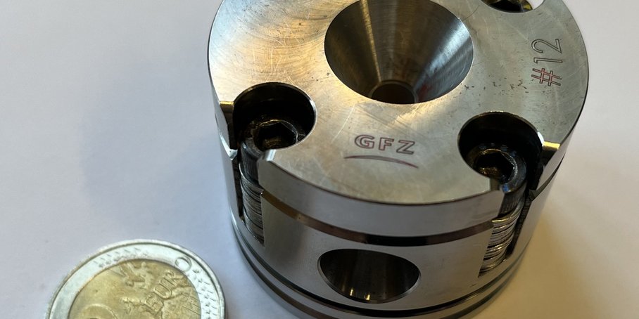 Diamantstempel-Presse