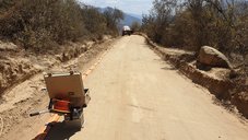 Landstreamer mit Geophonen in La Campana