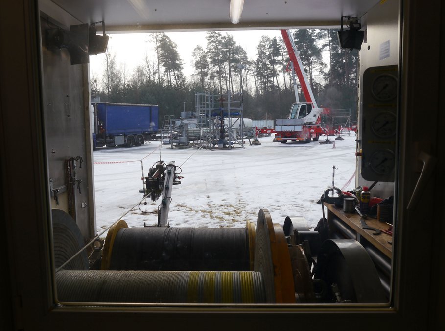 Messwinde, mit der die Messungen in den 4,4 Kilometer tiefen Forschungsbohrungen durchgeführt werden. (© GFZ)