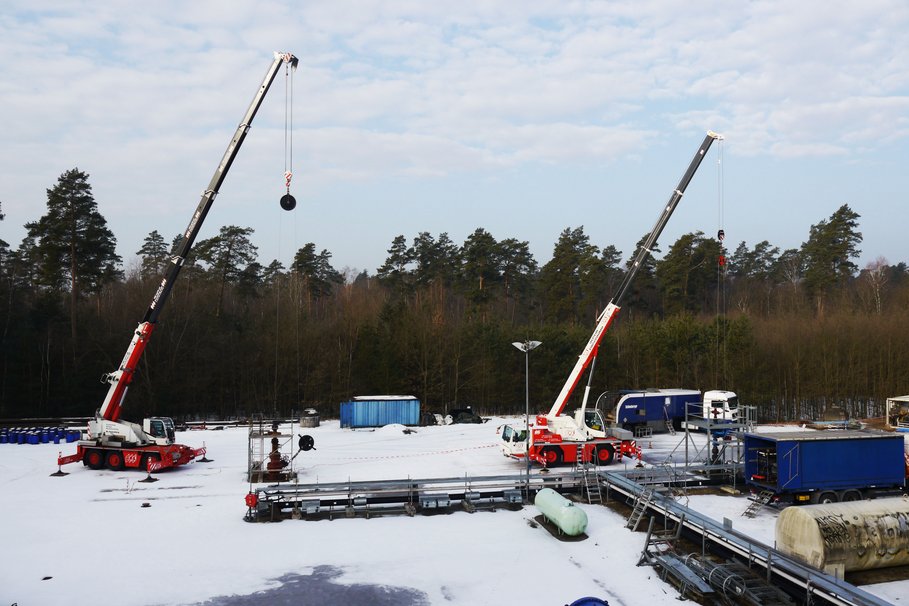 Vor Beginn der seismischen Messkampagne wurden in den Bohrungen an der Forschungsplattform Groß Schönebeck Messungen durchgeführt. (© GFZ)