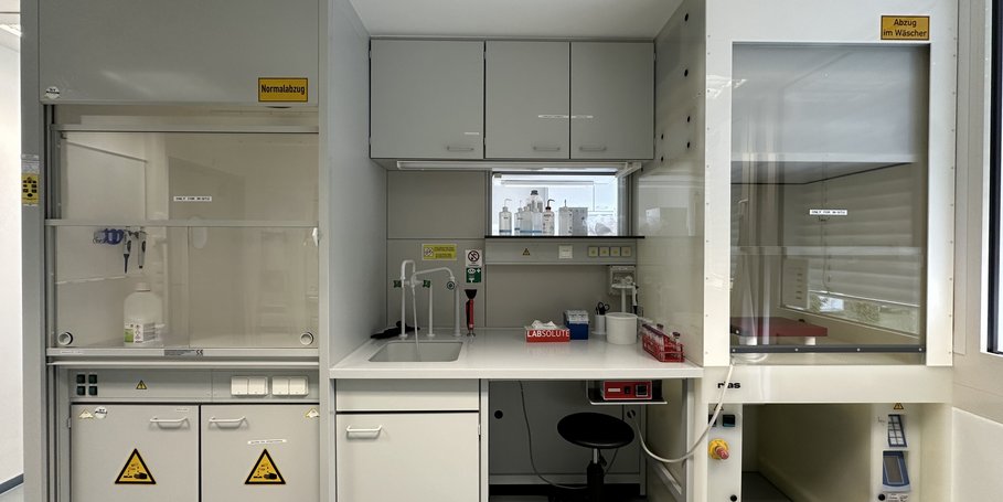 Cosmo Clean lab