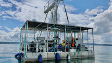 Bohranlage auf einem See
